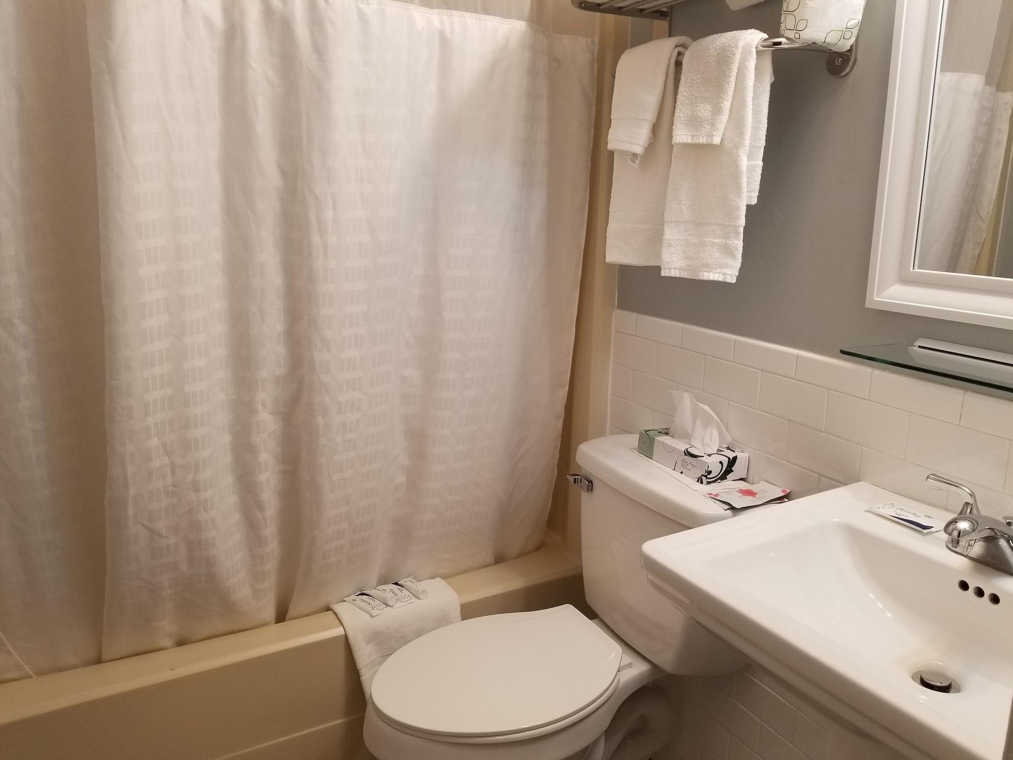 Hampton Village Inn Dış mekan fotoğraf