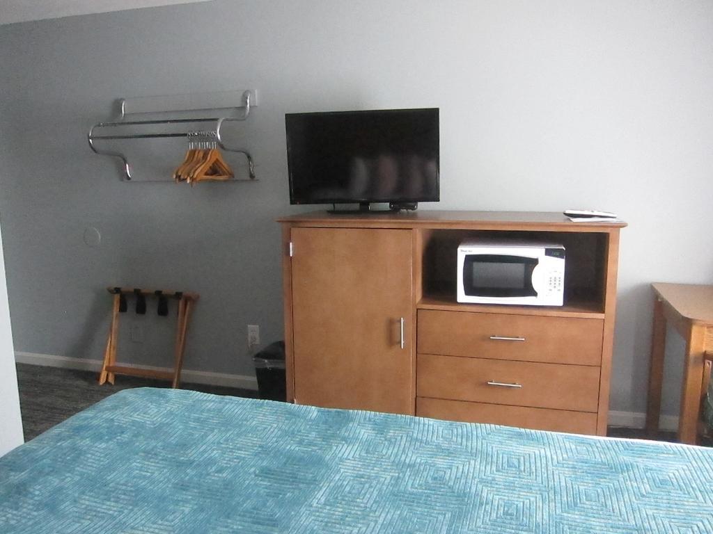 Hampton Village Inn Dış mekan fotoğraf